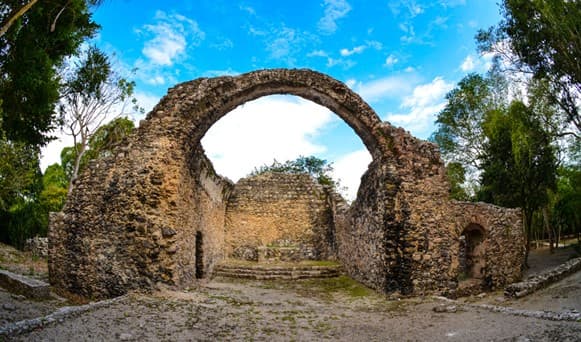 Zona Aqueológica Oxtankah